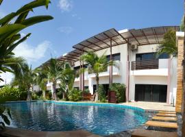 Viesnīca Oasis Garden & Pool Villa at VIP Resort pilsētā Banpe