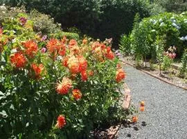 Boat Harbour Garden Cottages