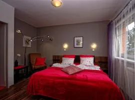 Cozy Gardens Apartments in Prague
