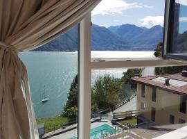 Baia Blu - Luxury Apartments with Pool: Cremia'da bir otel
