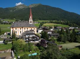 Appartements Greier, place to stay in Telfes im Stubai