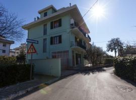 Guest House Il Faro, hotel v destinaci San Benedetto del Tronto