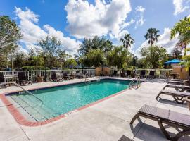 Baymont by Wyndham Fort Myers Airport, hotel em Fort Myers