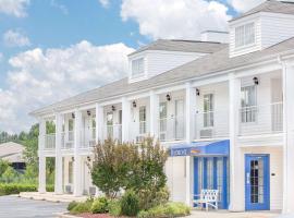 Baymont by Wyndham Roanoke Rapids, hotel v destinaci Roanoke Rapids