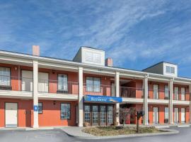 Baymont by Wyndham Cleveland, motel di Cleveland