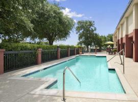 Baymont by Wyndham Lewisville, hotel v destinaci Lewisville