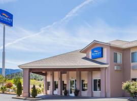 Baymont by Wyndham Yreka, hotell i Yreka