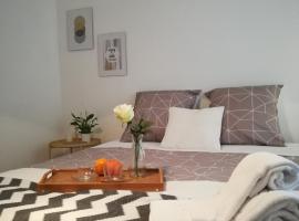 Liberdadeflat4u, hotel near Braga's Exhibition Park, Braga