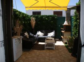 Room Complex Bungamar, hotel em Playa de las Americas