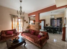 Τhe Roses House