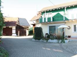 Haus Apfelblüte, hotel with parking in Langenargen