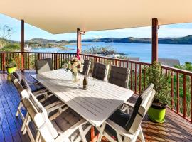 Casuarina 16 - 3 Bedroom House With 180 Degree Ocean Views, Buggy & Valet Service, feriebolig i Hamilton Island