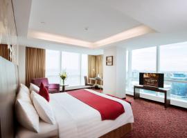 The Alana Surabaya: Surabaya şehrinde bir otel