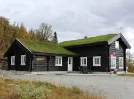 Blazerbu Four-Bedroom Chalet