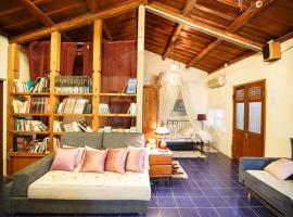 伊莎貝爾花園民宿, place to stay in Wanqiao