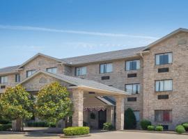 Ramada Hotel Ashland-Catlettsburg, Hotel in der Nähe vom Flughafen Lawrence County Airpark - HTW, Catlettsburg