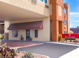 Ramada by Wyndham Culver City, hotel near Santa Monica Municipal Airport - SMO, Los Angeles