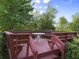 Ramada by Wyndham Asheville Southeast, hotel em Asheville