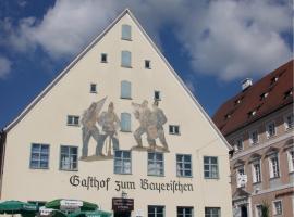 Gasthof zum Bayerischen, hotel v mestu Greding