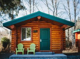 Port Hardy Cabins, hotel in Port Hardy