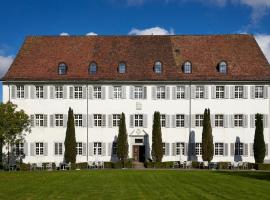 Klosterhotel Kreuz, hotel v destinaci Mariastein