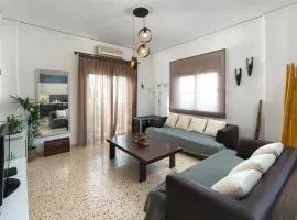 Cozy City Apartment