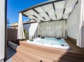 Apartment L Rovinj with Private Jacuzzi