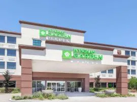 Wyndham Garden Elk Grove Village - O'Hare