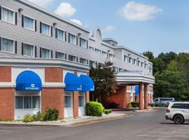 Wyndham Southbury, מלון ליד פארק השעשועים קוואסי, Southbury