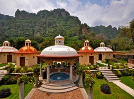 La Buena Vibra Retreat and Spa Hotel, hotel in Tepoztlán
