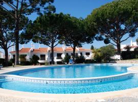 3 Bed Holiday Home Lakeside Village Quinta Do Lago、ファロのホテル
