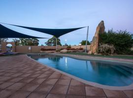 Horsham Holiday Park, pet-friendly hotel in Horsham