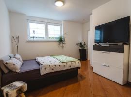 Apartment 1 Zimmer EG, ξενοδοχείο στο Ράτινγκεν