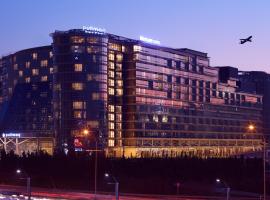 Mercure Istanbul West Hotel & Convention Center, hotel in Istanbul