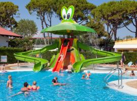 Vela Blu Camping Village, hotel in Cavallino-Treporti