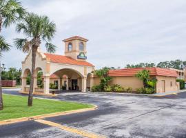 Days Inn by Wyndham Ormond Beach, готель у місті Ормонд-Біч