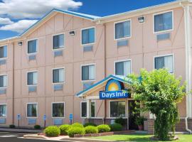 Days Inn by Wyndham Dyersburg, hotel u gradu 'Dyersburg'
