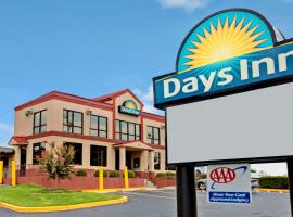 Days Inn by Wyndham Lawrenceville, hotel cerca de Gwinnett County Veterens War Memorial Museum, Lawrenceville