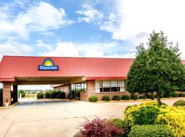 Days Inn by Wyndham Batesville: Batesville şehrinde bir otel