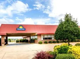 Days Inn by Wyndham Batesville