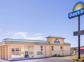 Days Inn by Wyndham Byron, Hotel in Byron