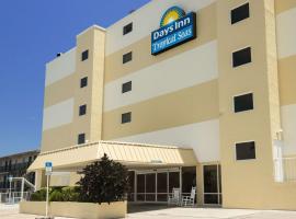Days Inn by Wyndham Daytona Oceanfront, hotel in Daytona Beach Shores, Daytona Beach