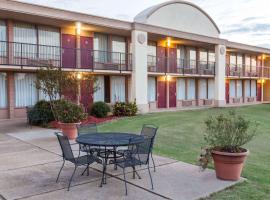 Days Inn by Wyndham Hillsboro TX, hotel em Hillsboro