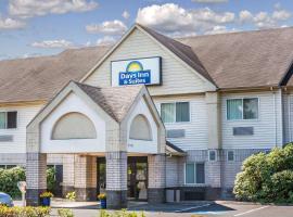 Days Inn & Suites by Wyndham Vancouver, hotel u gradu Vankuver