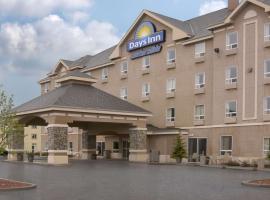 Days Inn by Wyndham Red Deer, hotel con campo de golf en Red Deer