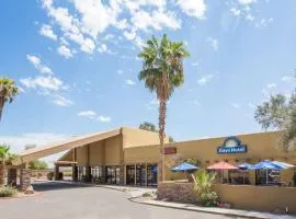 The Grand Inn Peoria