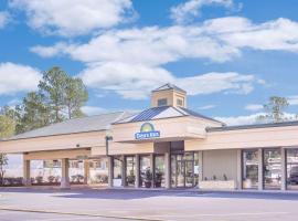 Days Inn by Wyndham Attalla, hotel v destinaci Attalla