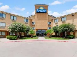 Days Inn & Suites by Wyndham DeSoto