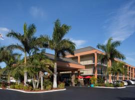 Days Inn by Wyndham Sarasota Bay, hotel  v blízkosti letiska Sarasota Bradenton International Airport - SRQ