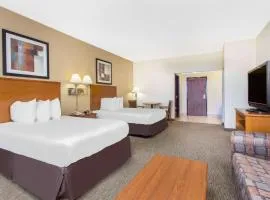 Days Inn By Wyndham Phenix City Near Fort Moore